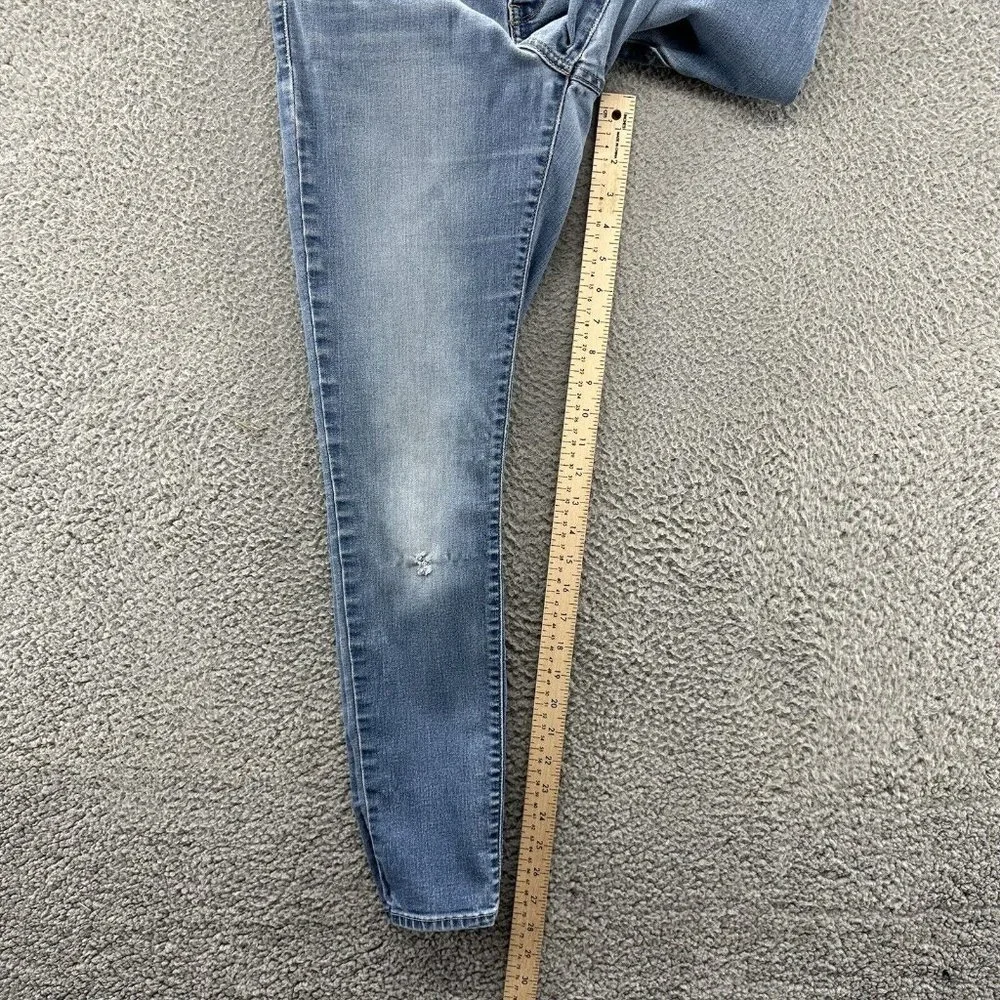 Levi's Women's Skinny Jeans - Light Blue - Picture 12 of 16